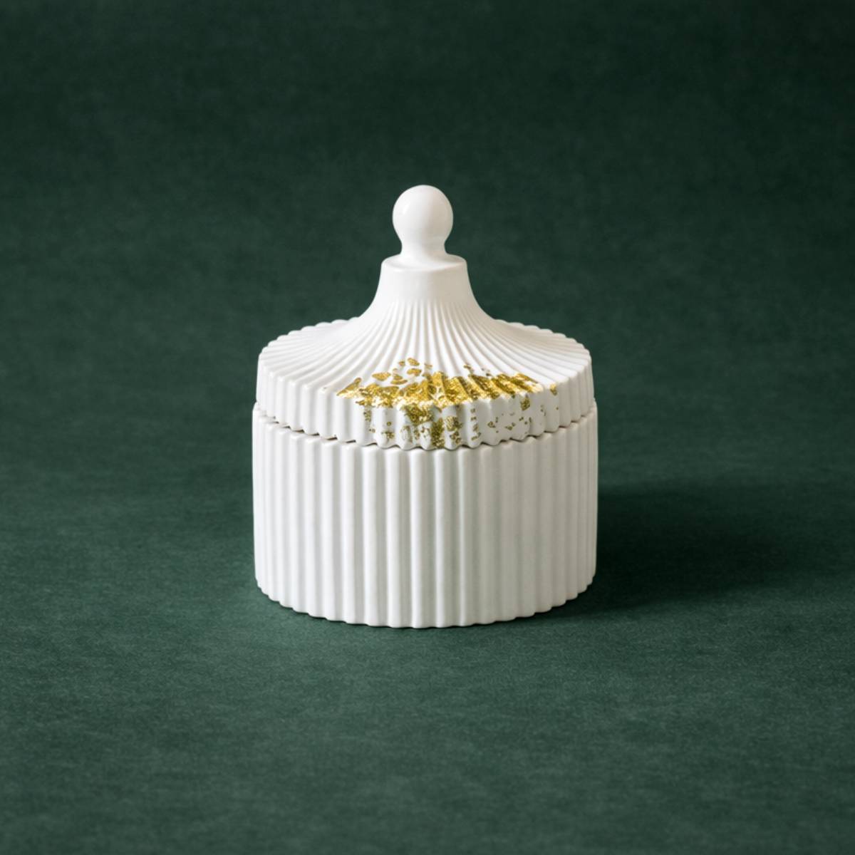 Weiße Keramik-Schmuckschale